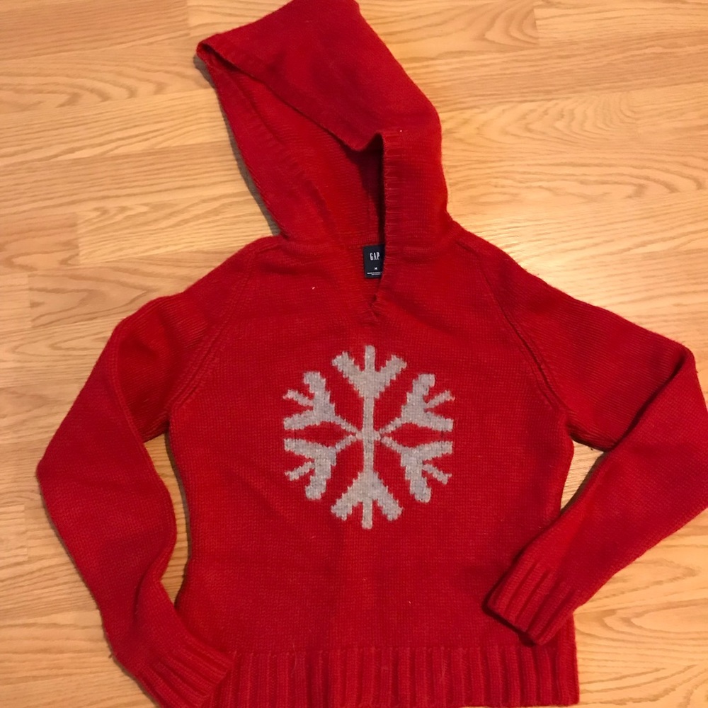 Gap sweater